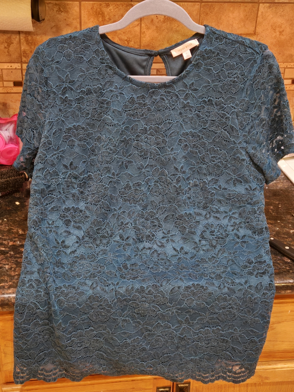 Teddi Rose Lace Overlay Short Sleeve Top - Teal large Nwot
